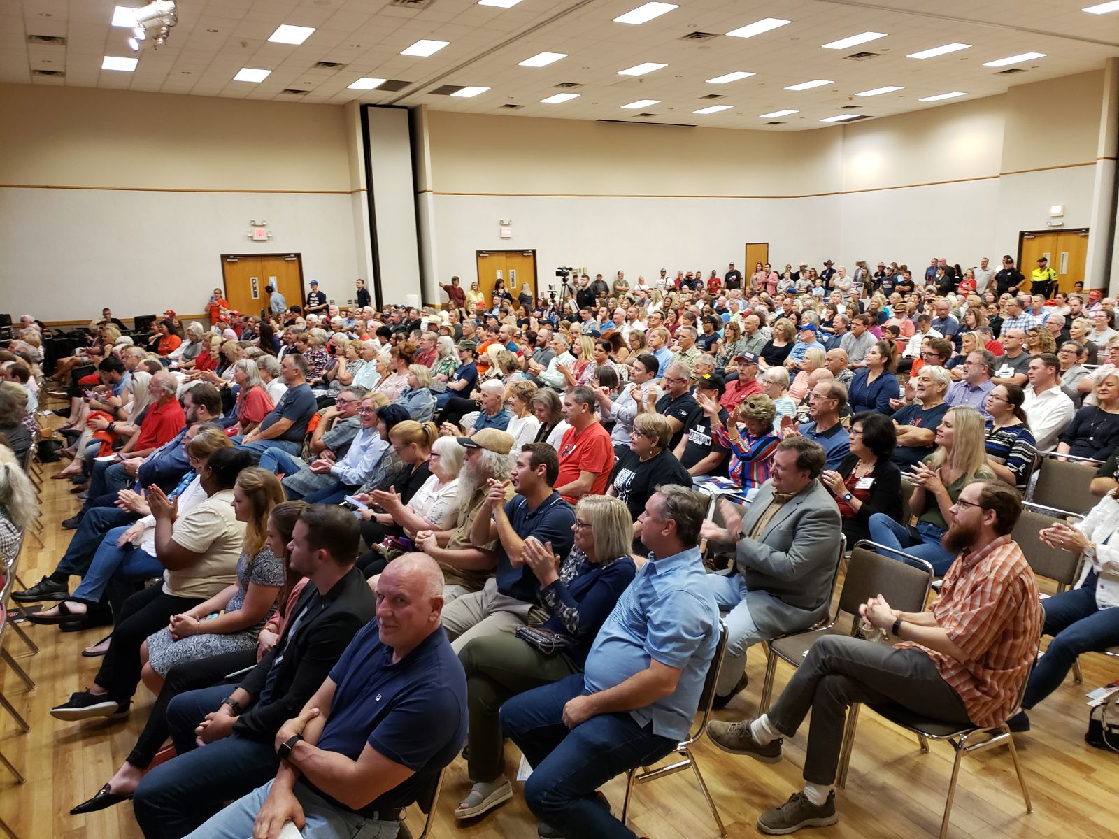 Cruz%20audience.jpg